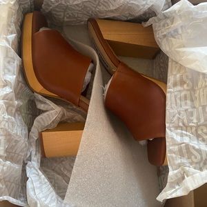 Steve Madden “josette” heel size 7